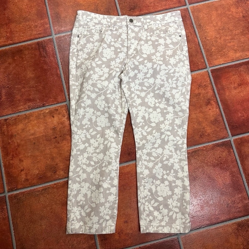 Anthropologie x Pilcro Intricate Design Pants Size 32